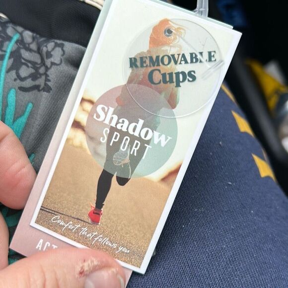 Shadow Sport Multi-Color Sports Bra with Removable Cups. XS. - Picture 5 of 11